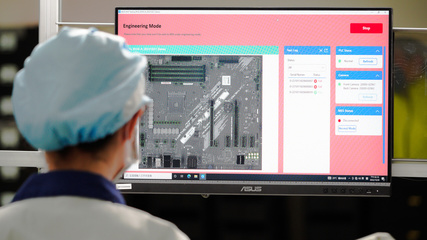 華碩開啟智能制造新篇章 首個AI智能工廠融合3D數字孿生、AR與機器人技術